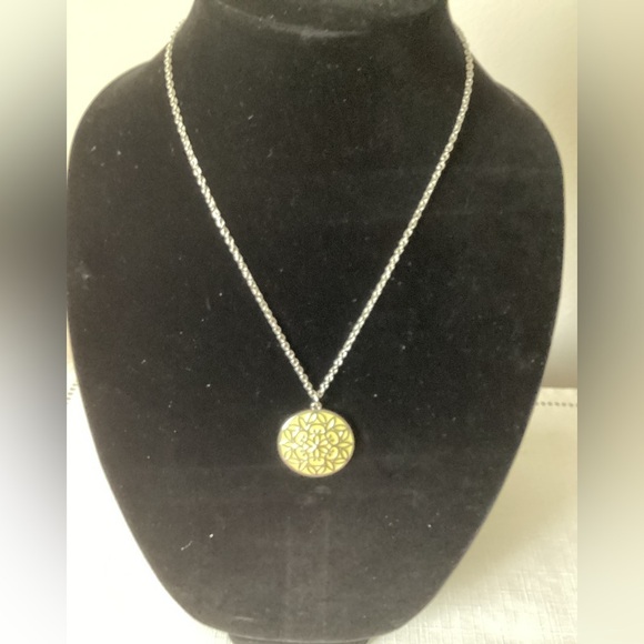 Yellow and Gold Round Silver Tone Pendant Necklace - Picture 2 of 3